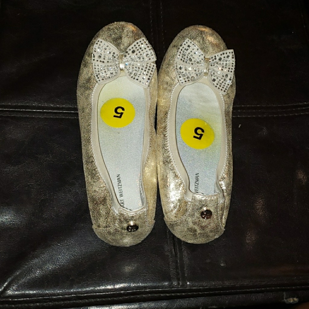 Girls shoes